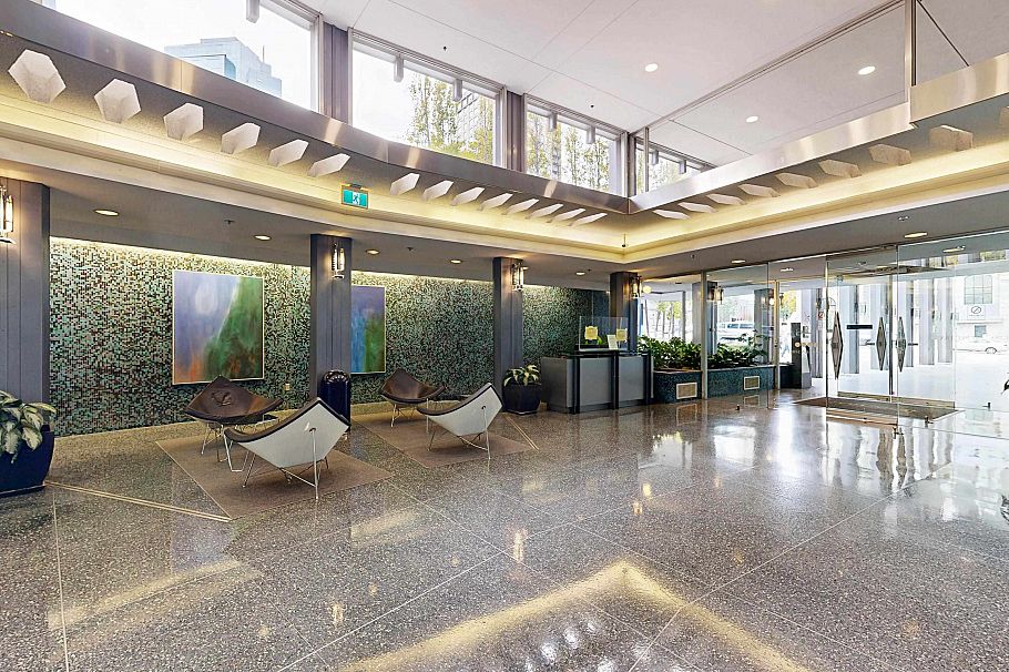 1207 989 Nelson Street Vancouver, BC - 25