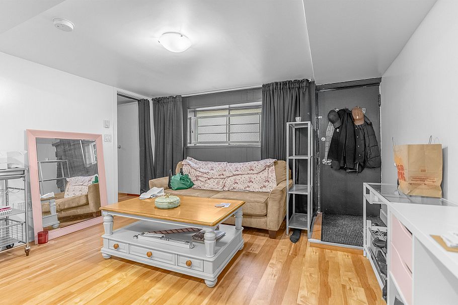 610 Salsbury Drive Vancouver, BC - 19