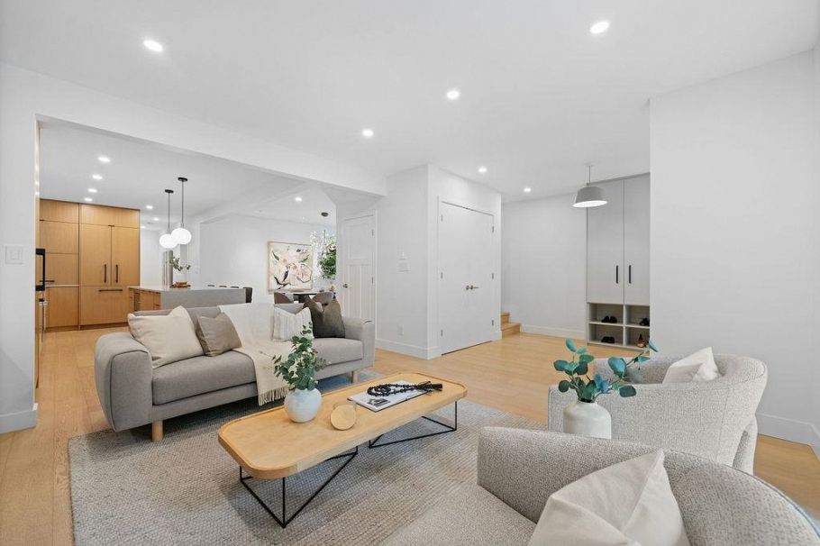 466 E 37th Avenue Vancouver, BC - 14