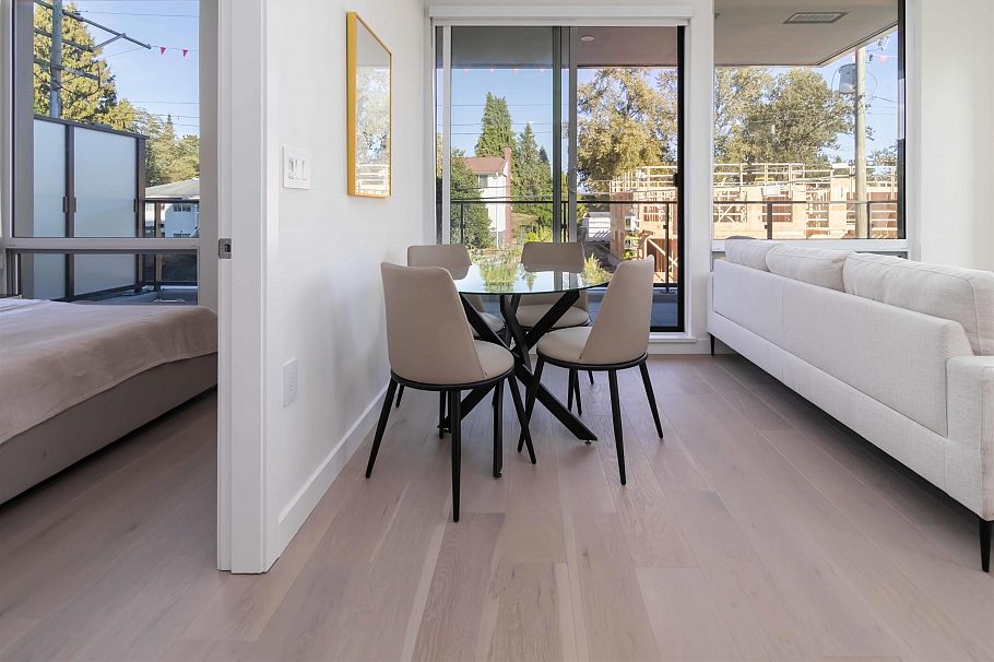 206 5212 Cambie Street Vancouver, BC - 5