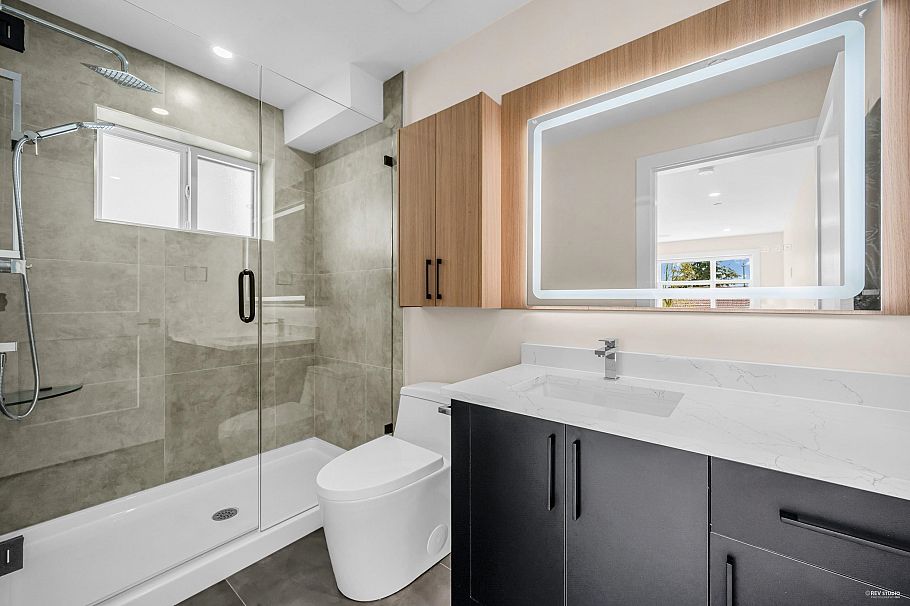 2371 Adanac Street Vancouver, BC - 15