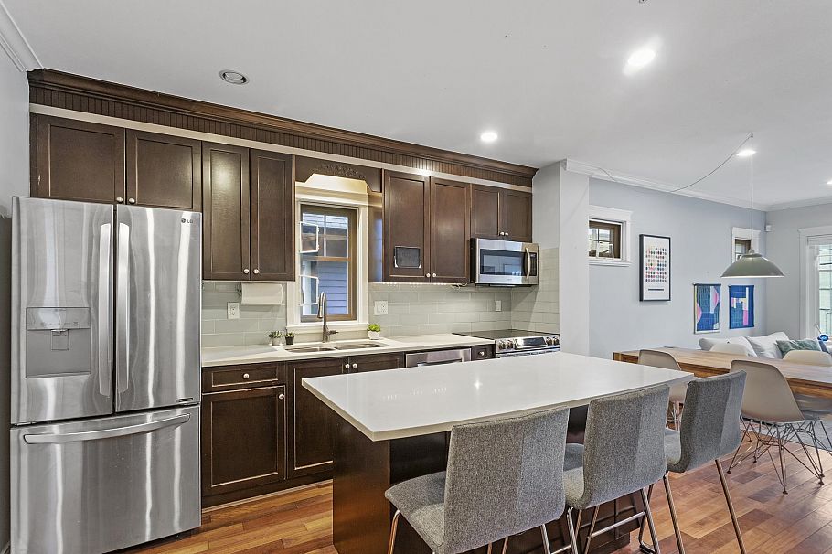 1743 Frances Street Vancouver, BC - 9