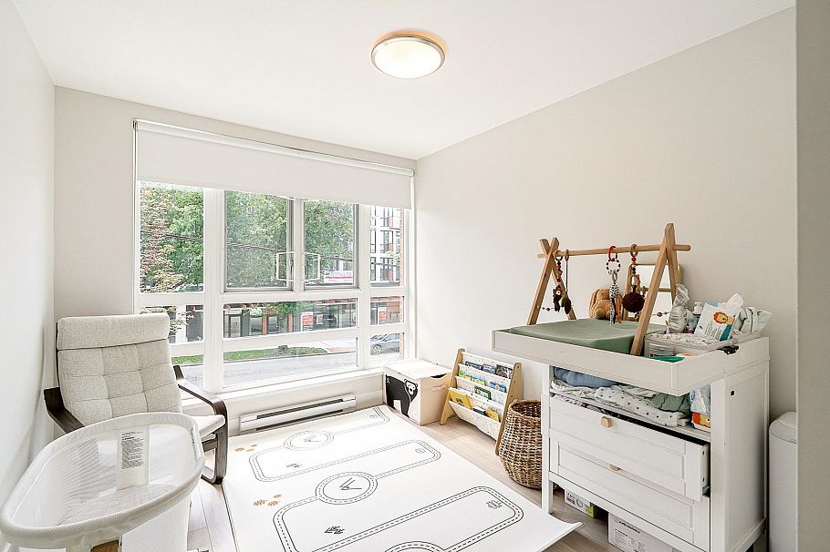 305 2477 Carolina Street Vancouver, BC - 16