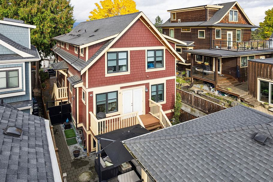 764 E 14th Avenue Vancouver, BC - 37