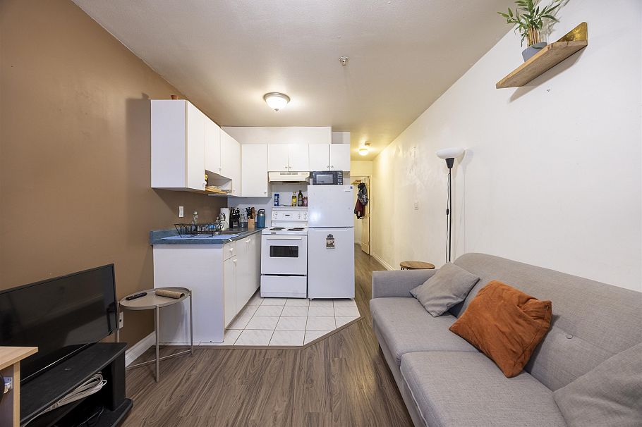 739 E 20th Avenue Vancouver, BC - 9