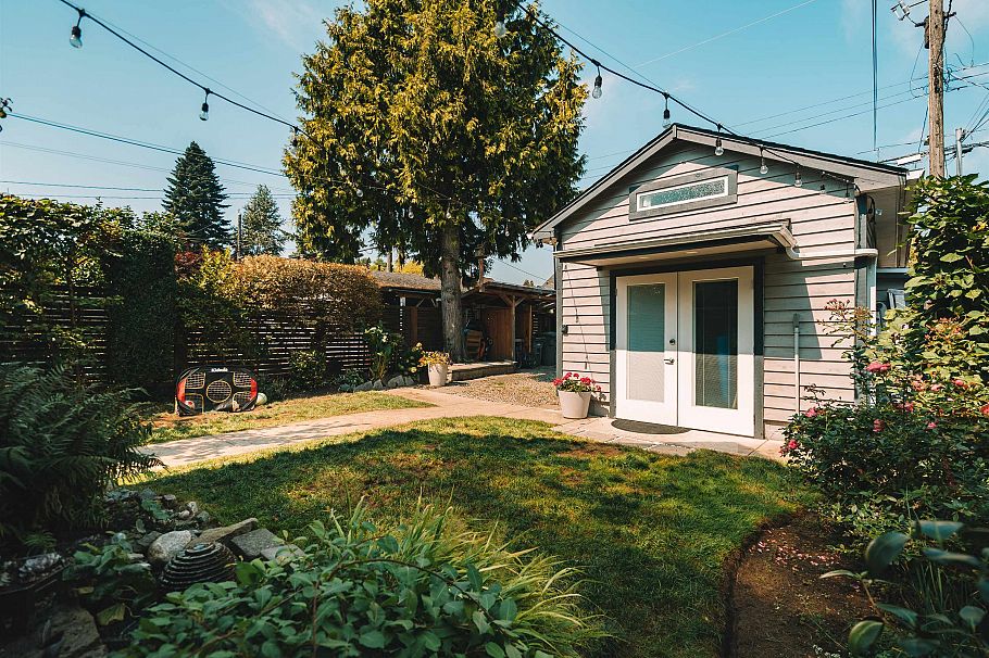 2267 Napier Street Vancouver, BC - 33