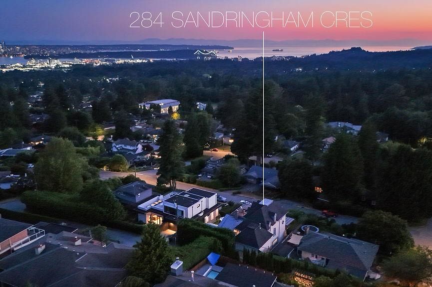284 Sandringham Crescent North Vancouver, BC - 40