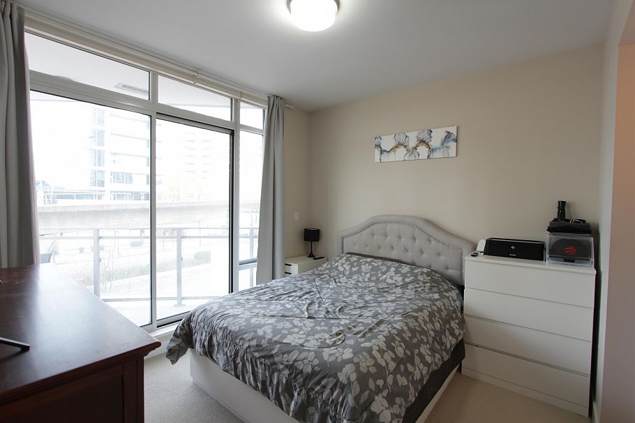 402 2008 Rosser Avenue Burnaby, BC - 9