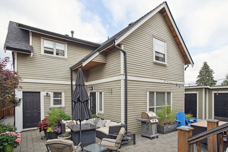 1371 E 20th Avenue Vancouver, BC - 1