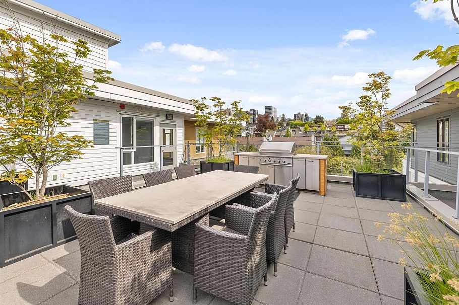 208 221 E 3rd Street North Vancouver, BC - 28