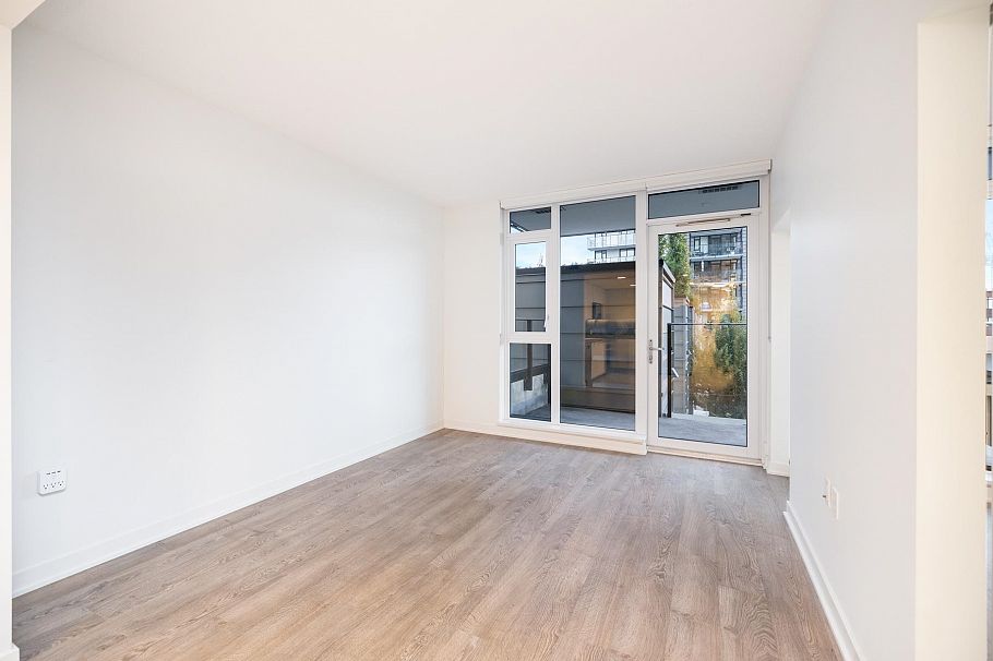 502 1401 Hunter Street North Vancouver, BC - 10