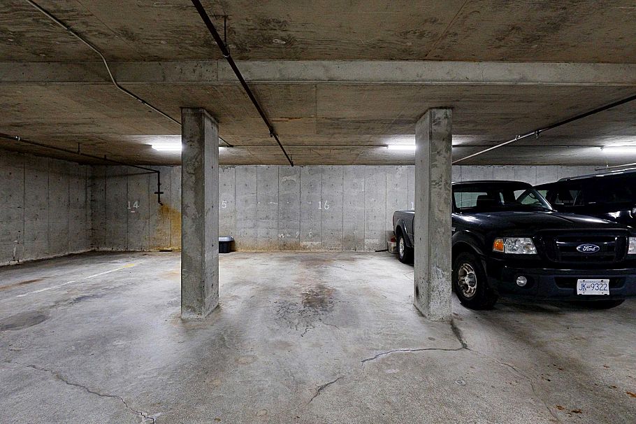 206 138 W 18th Street North Vancouver, BC - 19