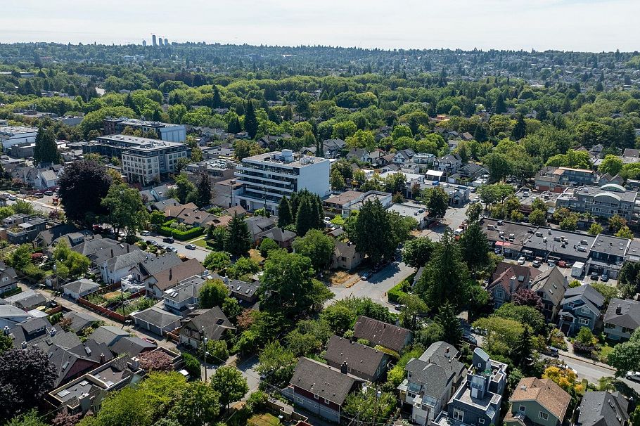 3192 W 8th Avenue Vancouver, BC - 27