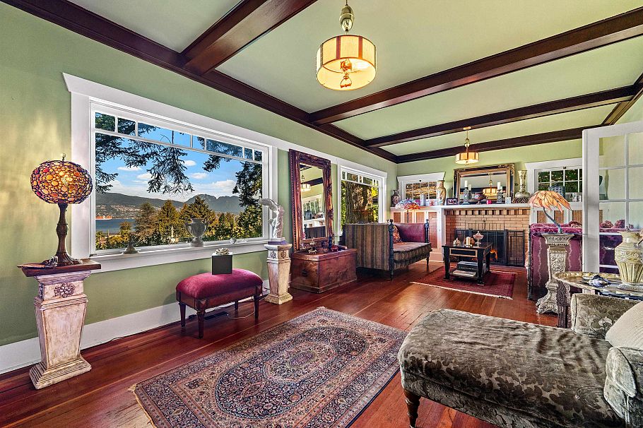 4523 W 1st Avenue Vancouver, BC - 10