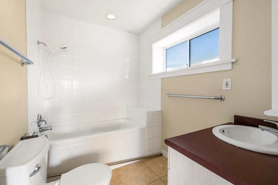 1650 Western Parkway Vancouver, BC - 13