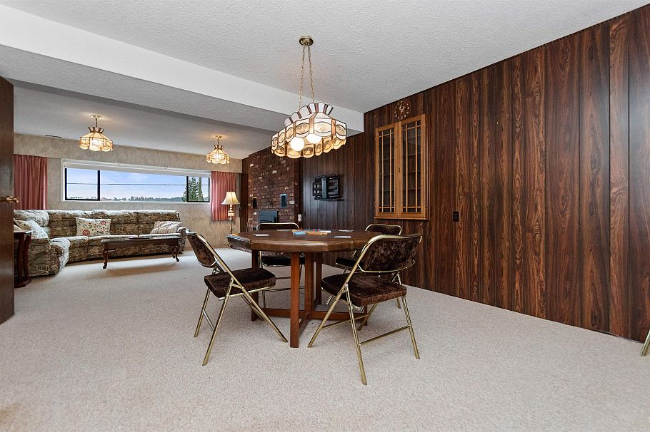 3772 Dollarton Highway North Vancouver, BC - 24