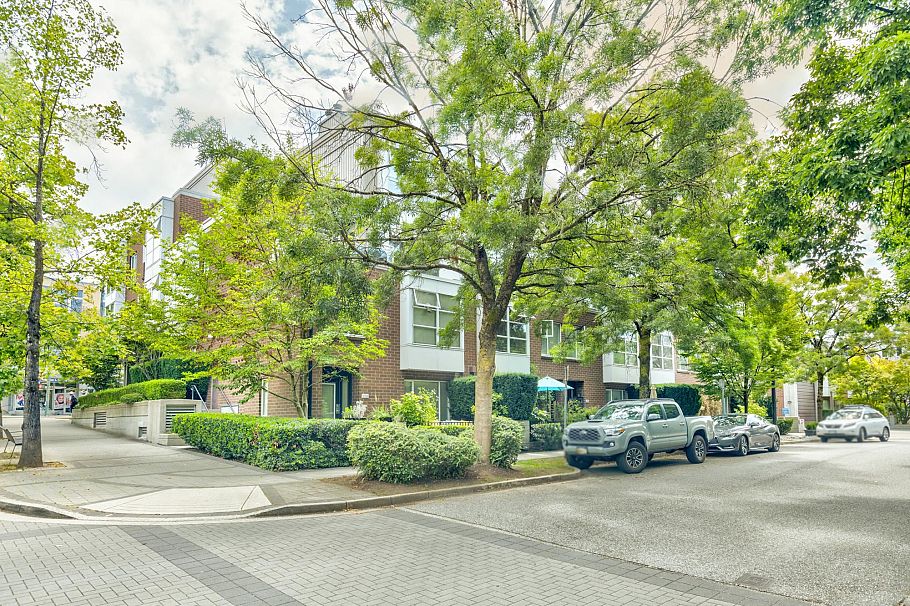 308 2768 Cranberry Drive Vancouver, BC - 26