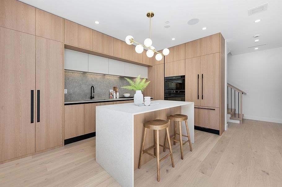 2 2626 W 41st Avenue Vancouver, BC - 6