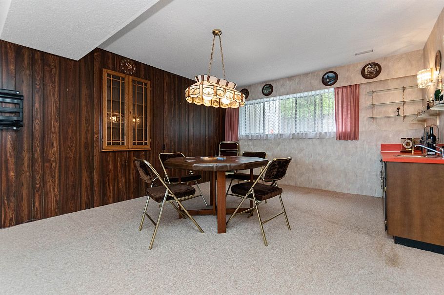 3772 Dollarton Highway North Vancouver, BC - 26