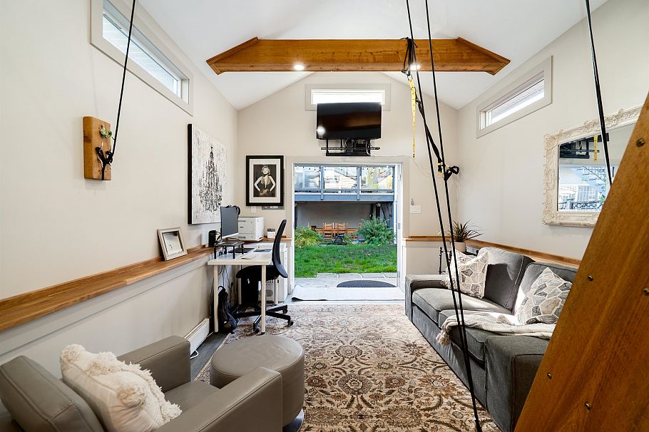 2267 Napier Street Vancouver, BC - 24