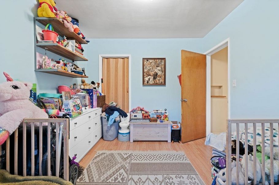 3605 Oxford Street Vancouver, BC - 18