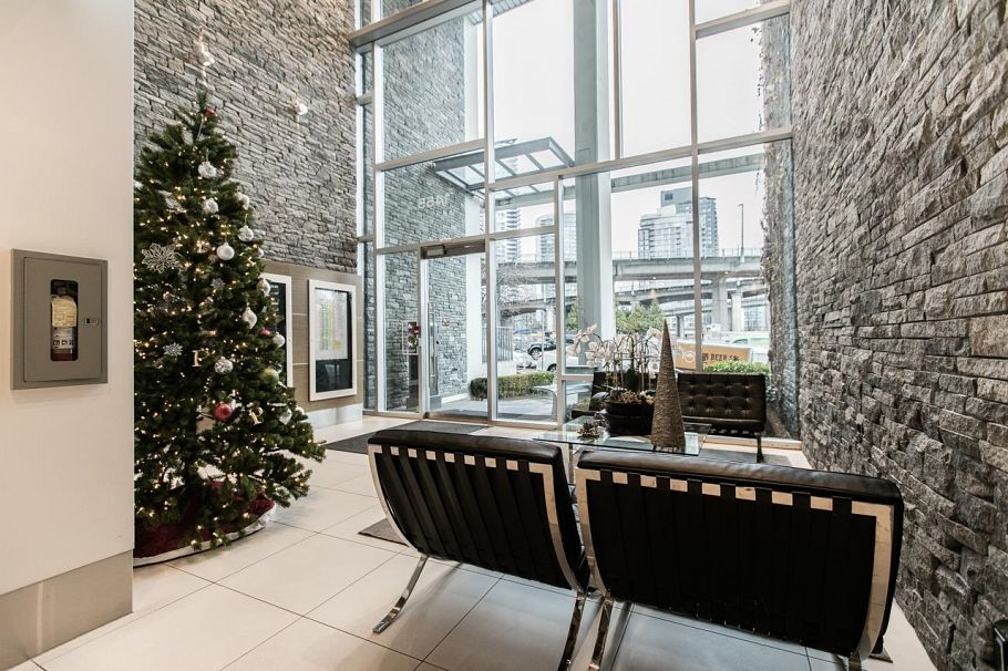 501 1455 Howe Street Vancouver, BC - 3