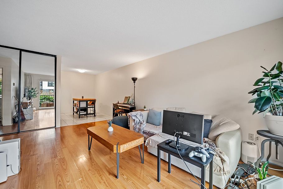229 2033 Triumph Street Vancouver, BC - 7