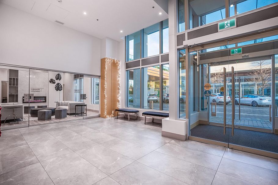 306 1675 Lions Gate Lane North Vancouver, BC - 23