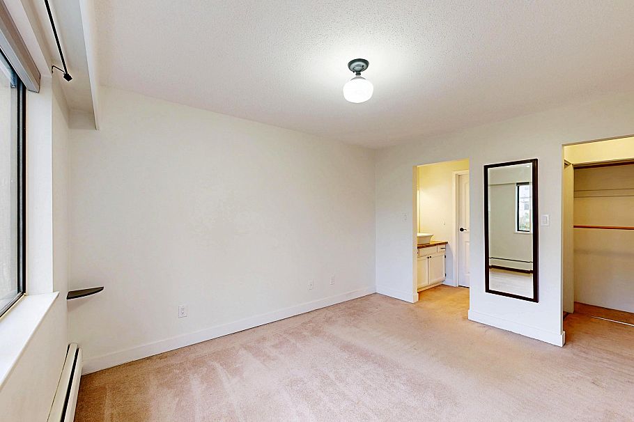 206 138 W 18th Street North Vancouver, BC - 9