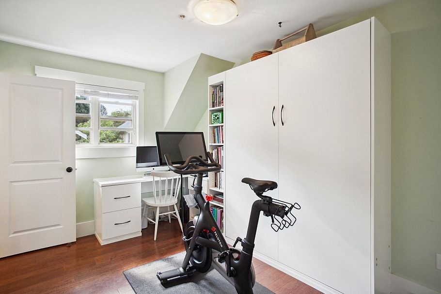 1371 E 20th Avenue Vancouver, BC - 25