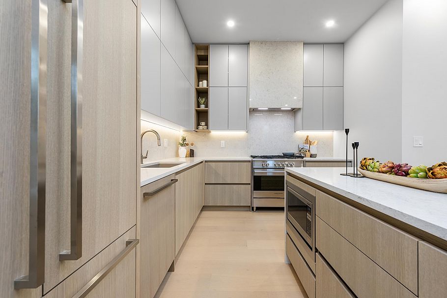 1 2136 E 10 Avenue Vancouver, BC - 15