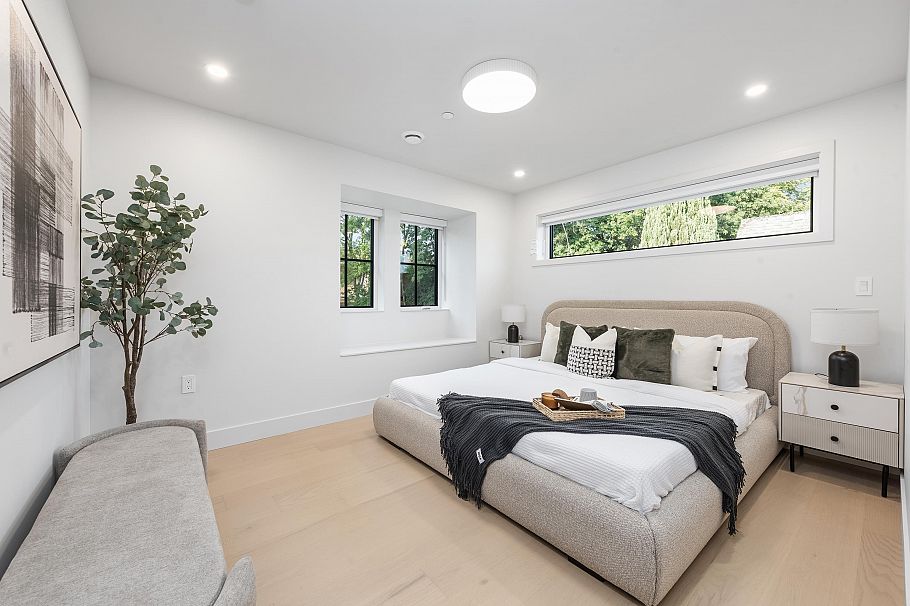 1 2136 E 10 Avenue Vancouver, BC - 28