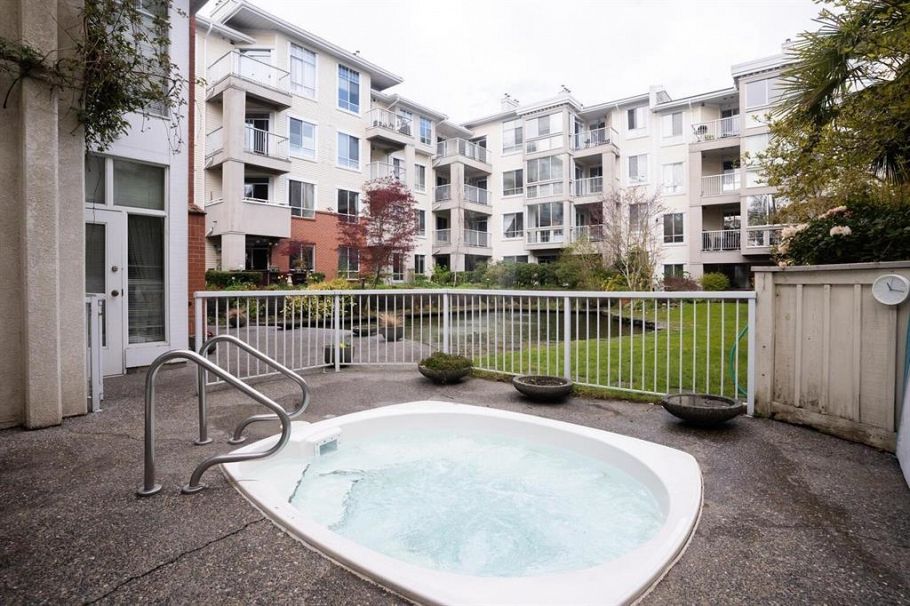 212 360 E 36th Avenue Vancouver, BC - 39