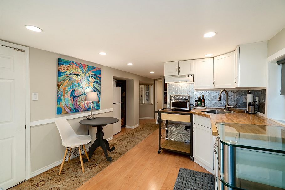 2267 Napier Street Vancouver, BC - 29