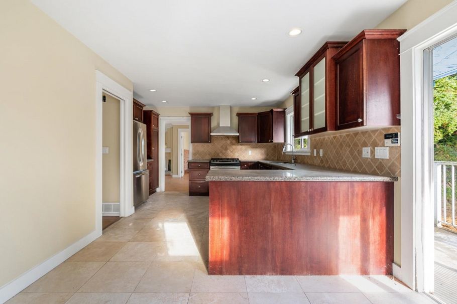 1650 Western Parkway Vancouver, BC - 9