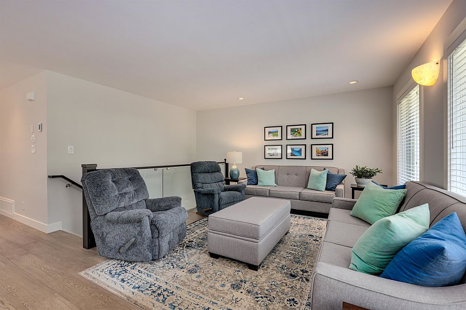 1433 Doran Road North Vancouver, BC - 3