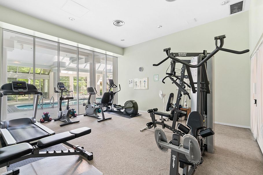 1106 1327 E Keith Road North Vancouver, BC - 38