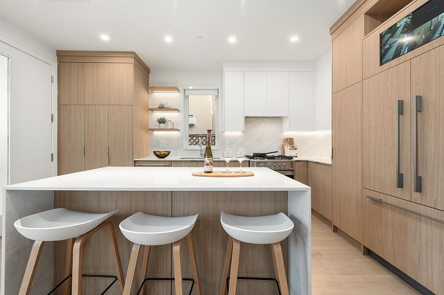 1 2750 W 19th Avenue Vancouver, BC - 12