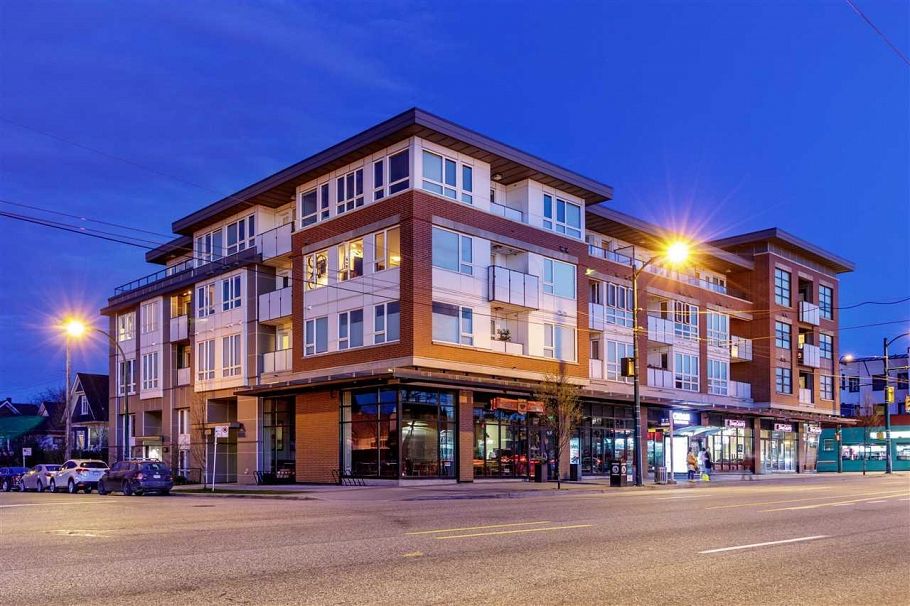 204 202 E 24th Avenue Vancouver, BC - 1