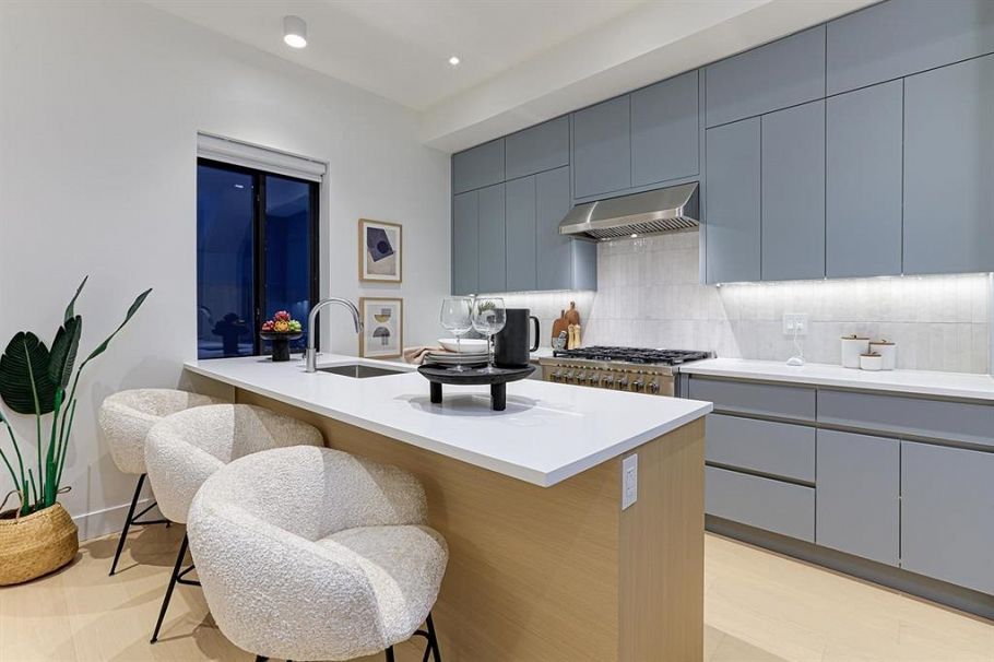 1943 E 6th Avenue Vancouver, BC - 7