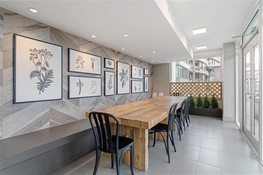 305 505 W 30th Avenue Vancouver, BC - 26