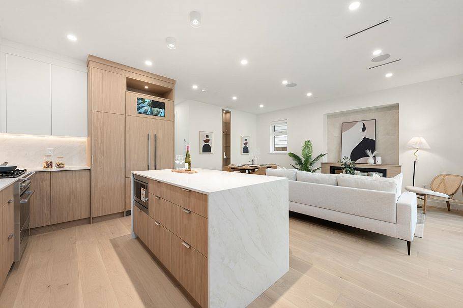 1 2750 W 19th Avenue Vancouver, BC - 11