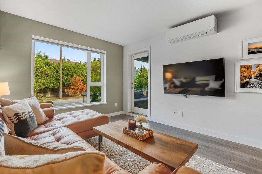 208 221 E 3rd Street North Vancouver, BC - 11