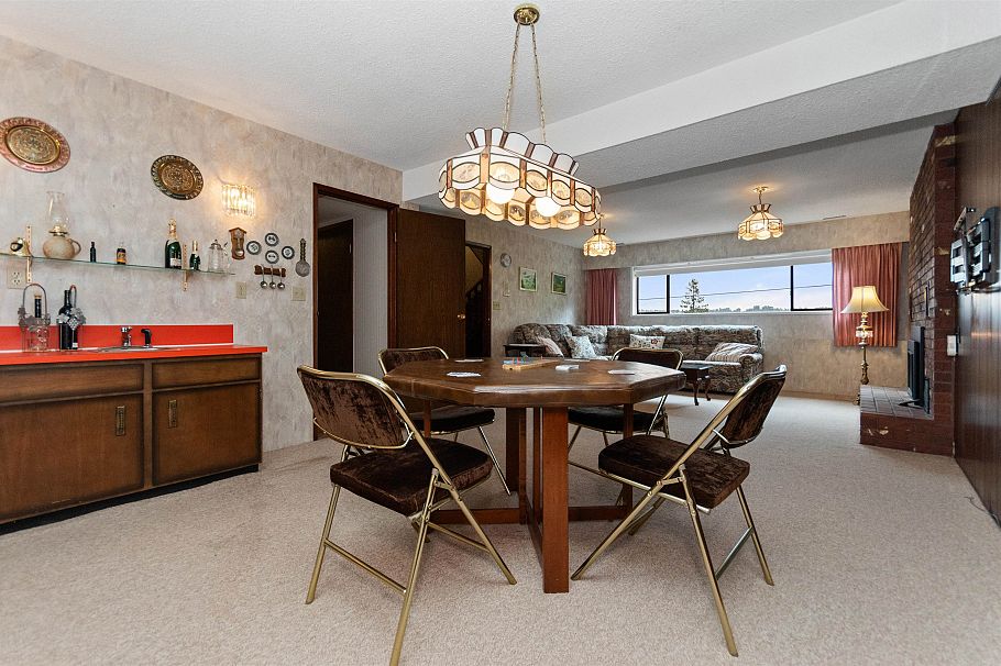 3772 Dollarton Highway North Vancouver, BC - 25