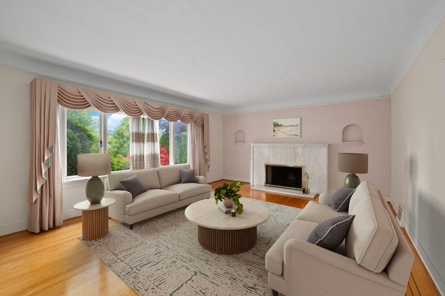 2676 W 33rd Avenue Vancouver, BC - 4