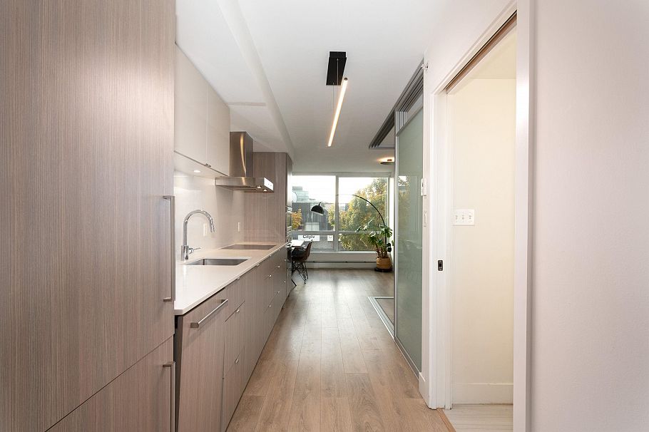 208 1788 Columbia Street Vancouver, BC - 15