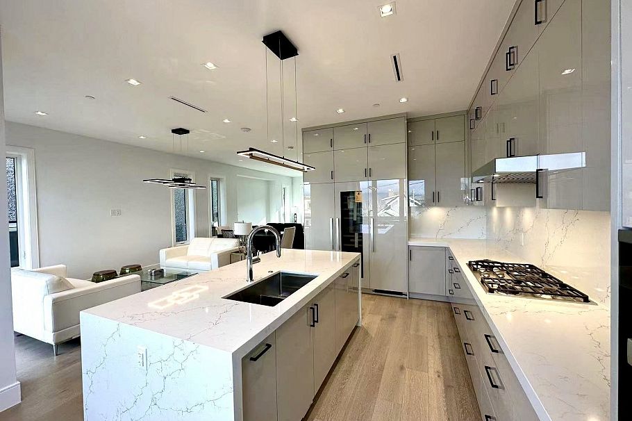 3349 W 19th Avenue Vancouver, BC - 7