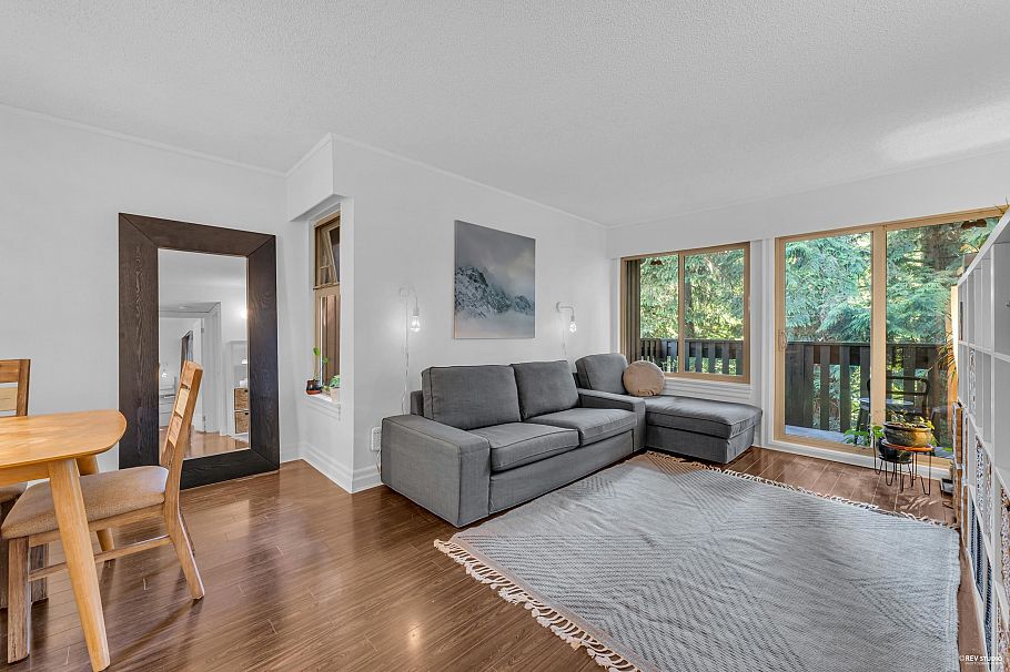 1854 Purcell Way North Vancouver, BC - 1