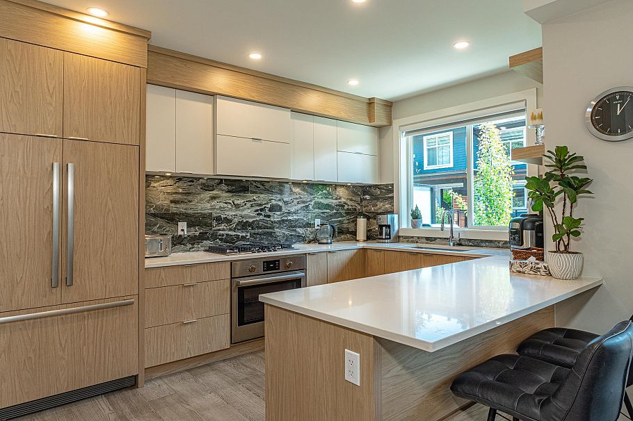 11 933 Premier Street North Vancouver, BC - 7