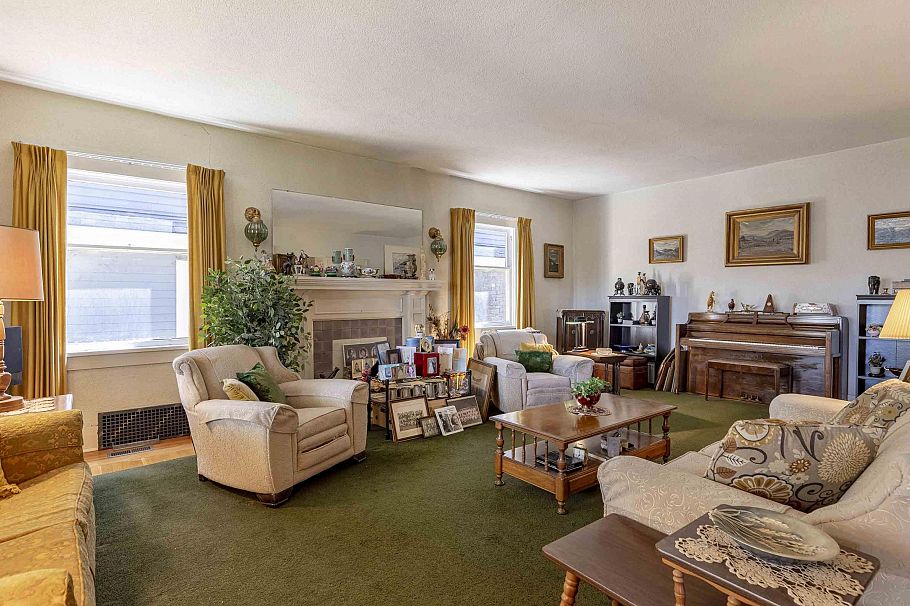 3536 W 22nd Avenue Vancouver, BC - 9